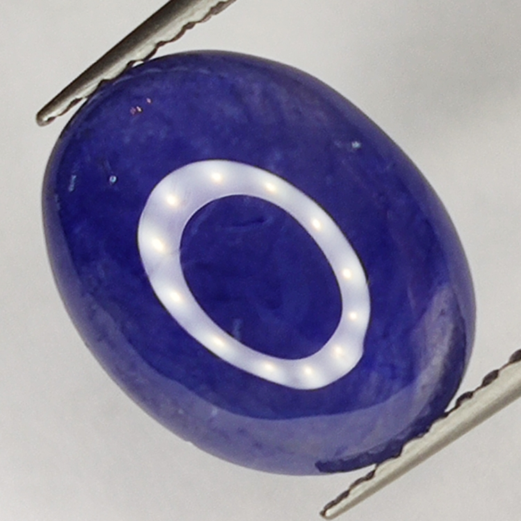 5.24ct Blauer Saphir cabochon oval 11.7x9.1mm