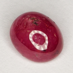 2.44ct Rubino Stella cabochon ovale 7.8x6.6mm