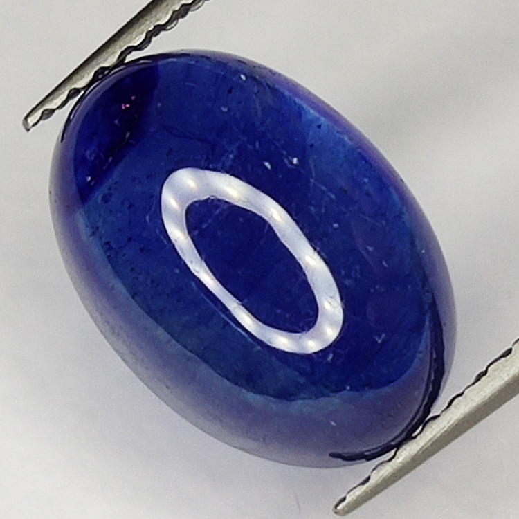 6.36ct Zaffiro Blu cabochon ovale 12.0x8.3mm