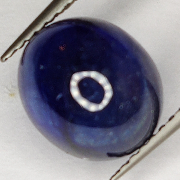 4.96ct Zaffiro Blu cabochon ovale 9.5x8.2mm