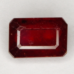 2.55ct Ruby emerald cut 8.5x5.7mm