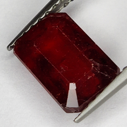 2.55ct Ruby emerald cut 8.5x5.7mm