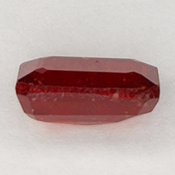 2.00ct Rubin smaragdschliff 7.7x5.4mm