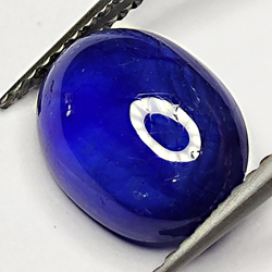 3.83ct Zaffiro Blu cabochon ovale 11.0x8.1mm