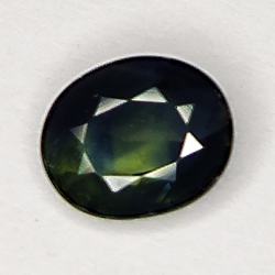 0.75ct Green Sapphire oval cut 6.2x5.0mm