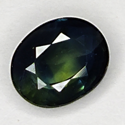 0.75ct Zaffiro Verde taglio ovale 6.2x5.0mm