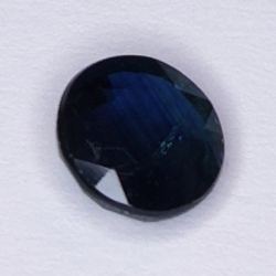 0.89ct Blauer Saphir rundschliff 5.7x5.7mm