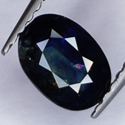 0.81ct Blauer Saphir Ovalschliff 6.5x4.7mm