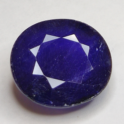 15.86ct Blauer Saphir Ovalschliff 16.1x14.2mm