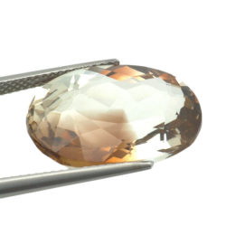 18,17ct Topaz Oval Cut