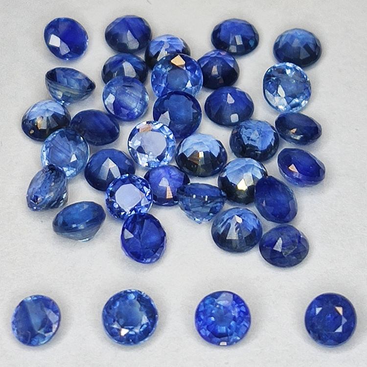 5.48ct Zaffiro Blu taglio rotondo 3.1x3.1mm 36pz