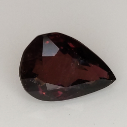 1.46ct Tourmaline Rubélite coupe poire 8.9x6.2mm