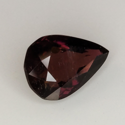 1.46ct Tormalina Rubellite taglio pera 8.9x6.2mm