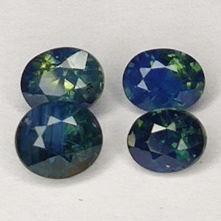 1.84ct Blauer Saphir ovalschliff 4.9x4.2mm 4stk