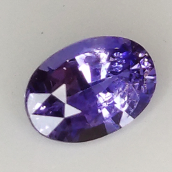 0.85ct Purple Sapphire oval cut 6.7x4.7mm