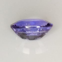 0.85ct Zaffiro Viola taglio ovale 6.7x4.7mm