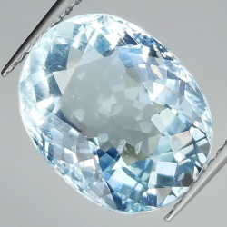 5.34ct Acquamarina taglio ovale 13.2x10.1mm