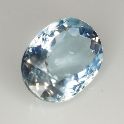 5.34ct Acquamarina taglio ovale 13.2x10.1mm