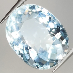 5.34ct Acquamarina taglio ovale 13.2x10.1mm