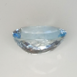 2,24ct Aquamarin Ovalschliff 10,1x7,9mm