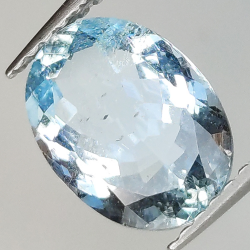 1.81ct Aigue-marine coupe ovale 9.8x7.1mm