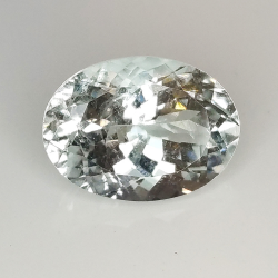 4.31ct Aigue-marine coupe ovale 12.6x9.3mm