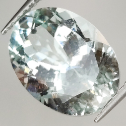 4.31ct Acquamarina taglio ovale 12.6x9.3mm