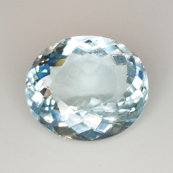 4.77ct Acquamarina taglio ovale 12.2x10.7mm