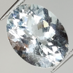 3,28ct Aquamarin ovalschliff 11,8x8,9mm