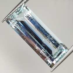 6.05ct Aguamarina talla baguette 19.0x7.4mm