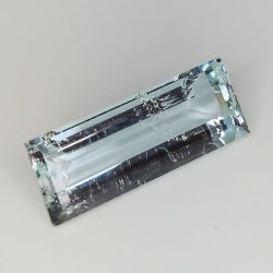 6.05ct Acquamarina taglio baguette 19.0x7.4mm