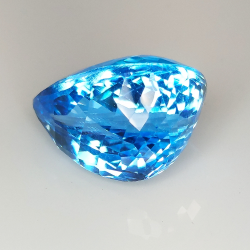 29.73ct Topacio Azul talla pera 20.1x15.2mm