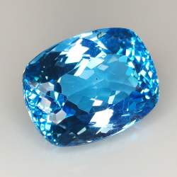 29.56ct Topazio Blu taglio cuscino 19.6x14.9mm