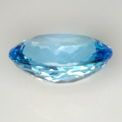 18.44ct Blue Topaz oval cut 19.1x14.5mm