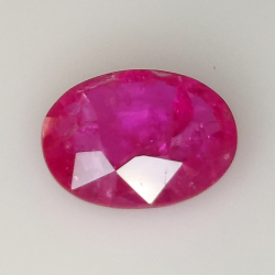 2.86ct Rubis coupe ovale 10.0x7.6mm