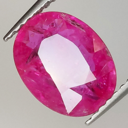 2,86ct Rubin ovalschliff 10,0x7,6mm