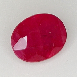 1,22ct Rubin ovalschliff 6,9x5,4mm