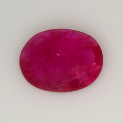 1.29ct Rubis coupe ovale 8.5x7.4mm