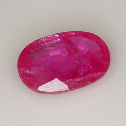 2.21ct Rubino taglio ovale 9.9x7.1mm