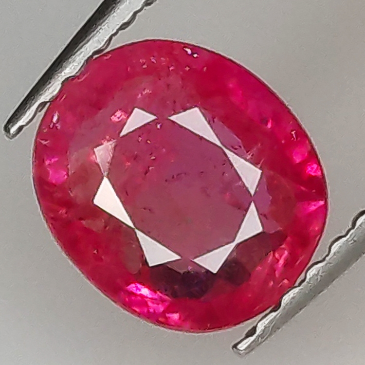 1.30ct Ruby oval cut 7.4x6.4mm