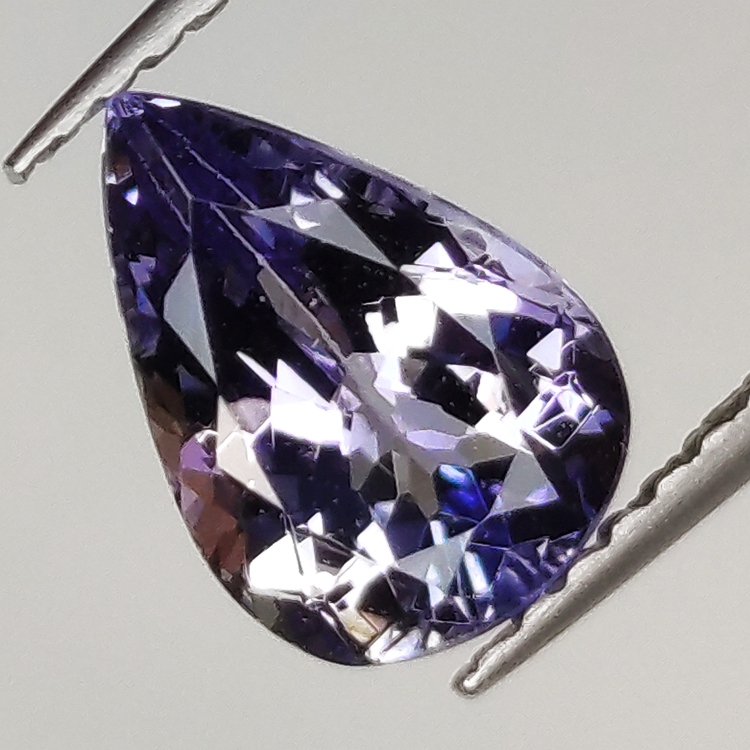 1.54ct Tanzanite coupe poire 8.9x6.2mm