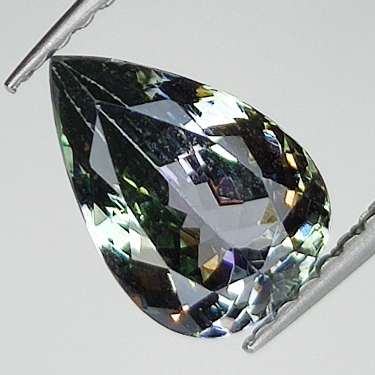 1.56ct Tanzanite Verte coupe poire 9.2x6.2mm