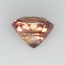 0.94ct Saphir Padparadscha ovalschliff 5.9x5.0mm