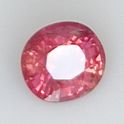 0.95ct Saphir Rose coupe ovale 5.8x5.2mm