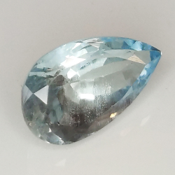 2.94ct Aigue-marine coupe poire 12.5x7.4mm