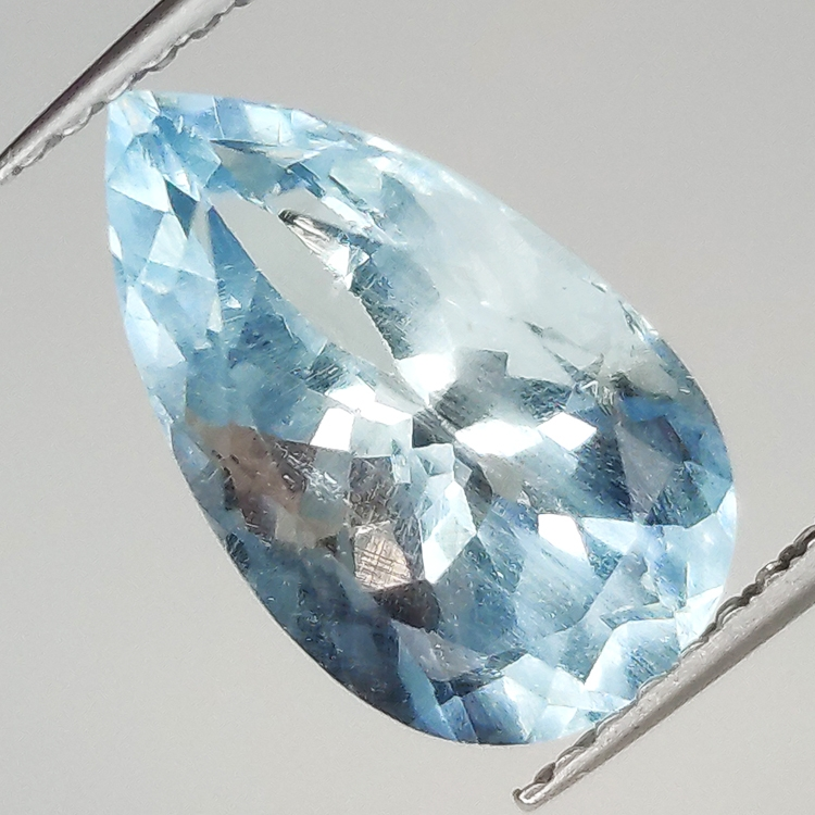 2.94ct Acquamarina taglio pera 12.5x7.4mm