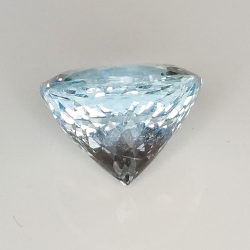 3,71ct Aquamarin Rundschliff 10,2x9,9mm