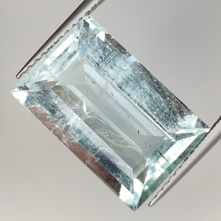 7.52ct Aguamarina talla rectangular 15.8x10.2mm