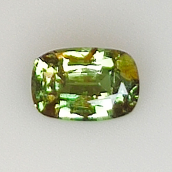 0.58ct Alexandrite Cambio di colore taglio cuscino 6.0x4.0mm