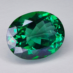 12,68ct Grüner Topas ovalschliff 15,8x12,4mm